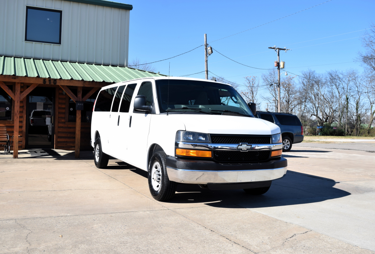 Chevrolet Express Passenger  2016