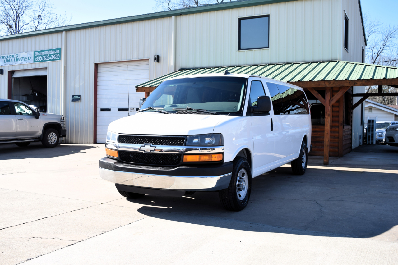 Chevrolet Express Passenger  2016