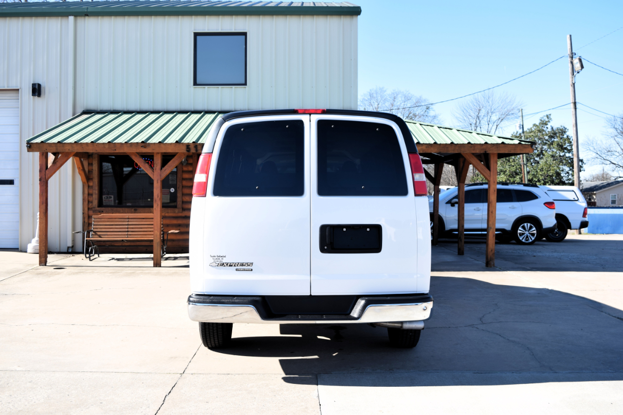 Chevrolet Express Passenger  2016