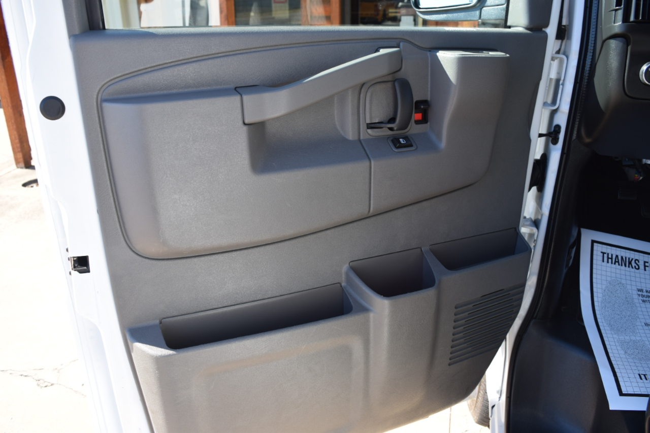 Chevrolet Express Passenger  2016