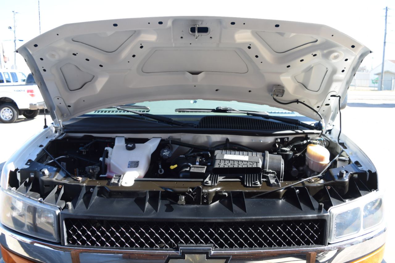 Chevrolet Express Passenger  2016