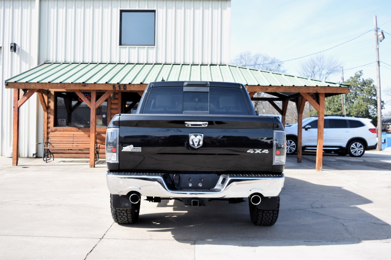 RAM 1500 Big Horn 4x4 Crew Cab 5'7" Box 2017