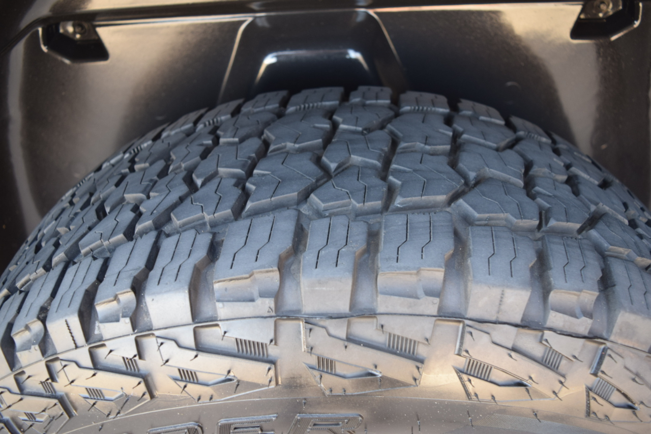 RAM 1500 Big Horn 4x4 Crew Cab 5'7" Box 2017