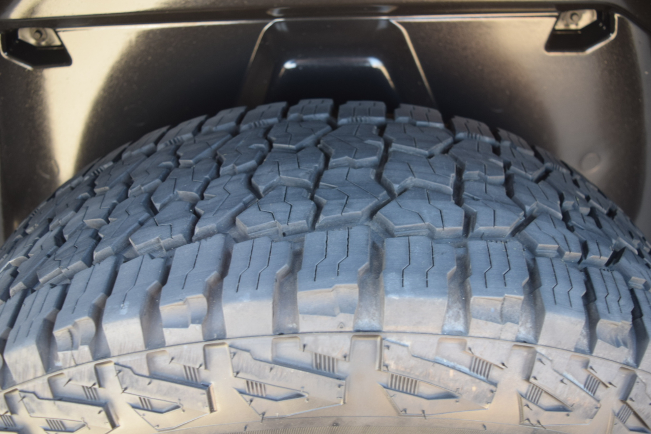 RAM 1500 Big Horn 4x4 Crew Cab 5'7" Box 2017