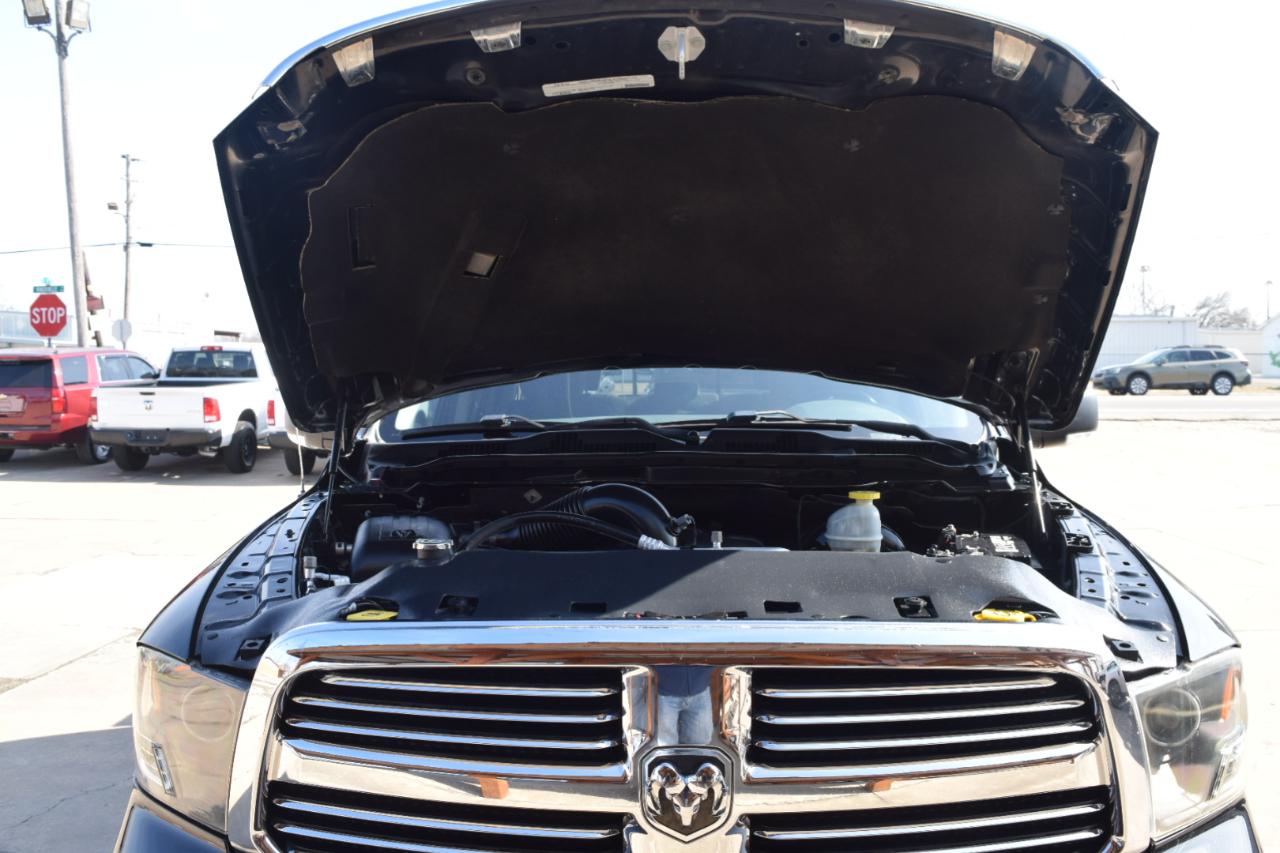 RAM 1500 Big Horn 4x4 Crew Cab 5'7" Box 2017