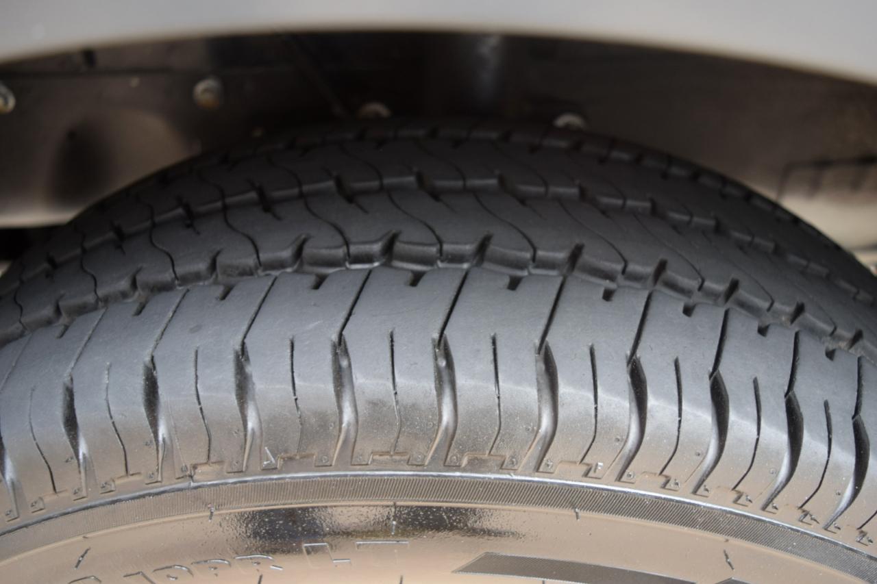 Ford Transit Wagon T-350 148" Low Roof XL Swing-Out RH Dr 2016