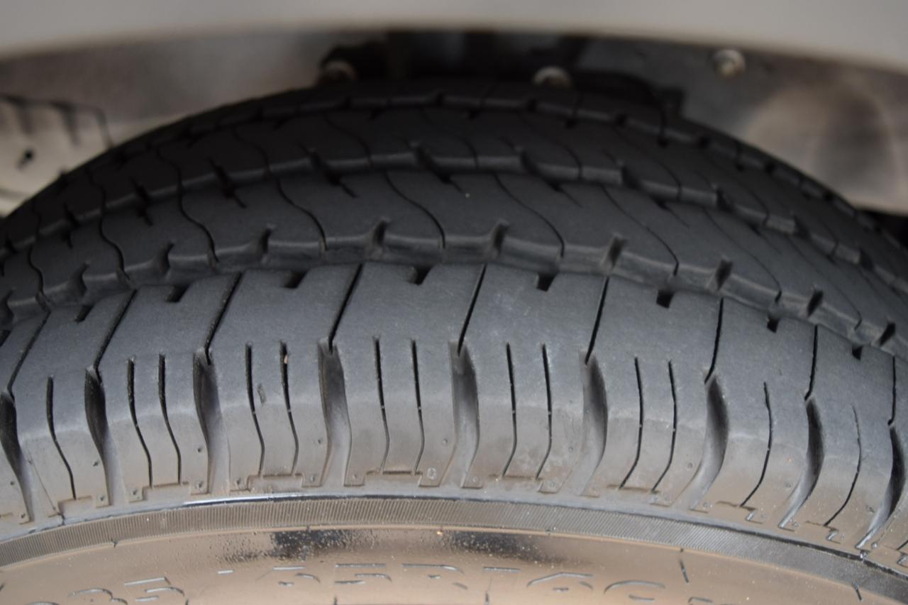 Ford Transit Wagon T-350 148" Low Roof XL Swing-Out RH Dr 2016