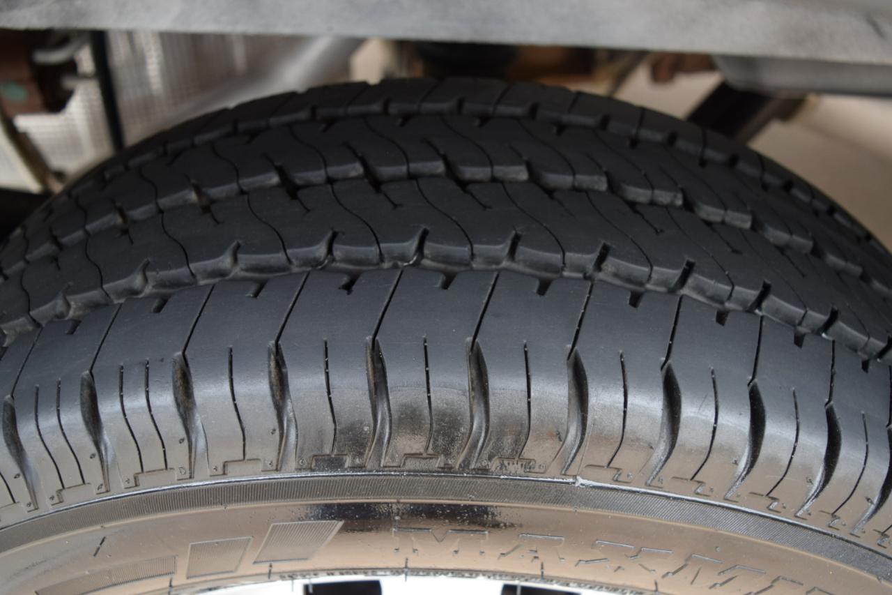 Ford Transit Wagon T-350 148" Low Roof XL Swing-Out RH Dr 2016