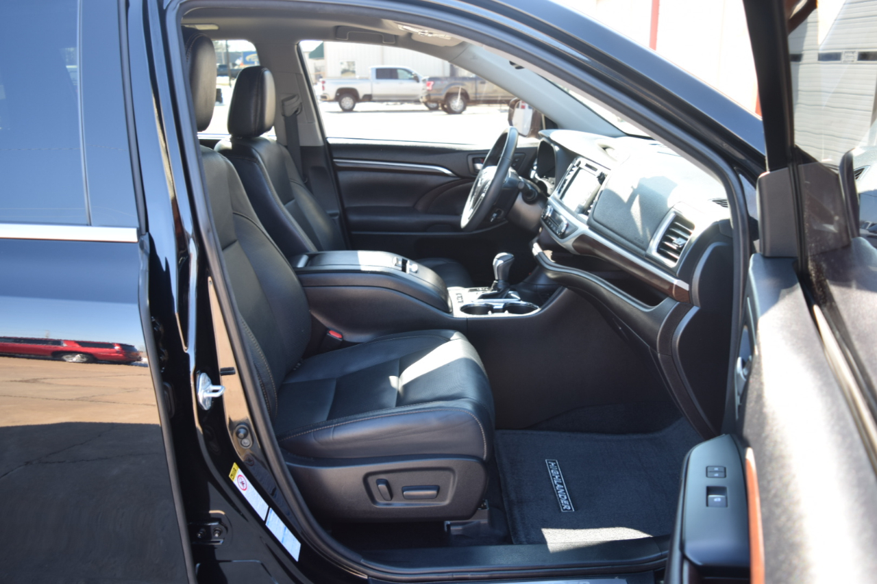 Toyota Highlander AWD 4dr V6 Limited Platinum (Natl) 2016