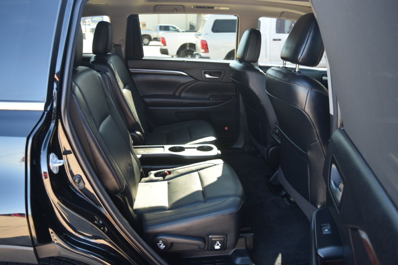 Toyota Highlander AWD 4dr V6 Limited Platinum (Natl) 2016