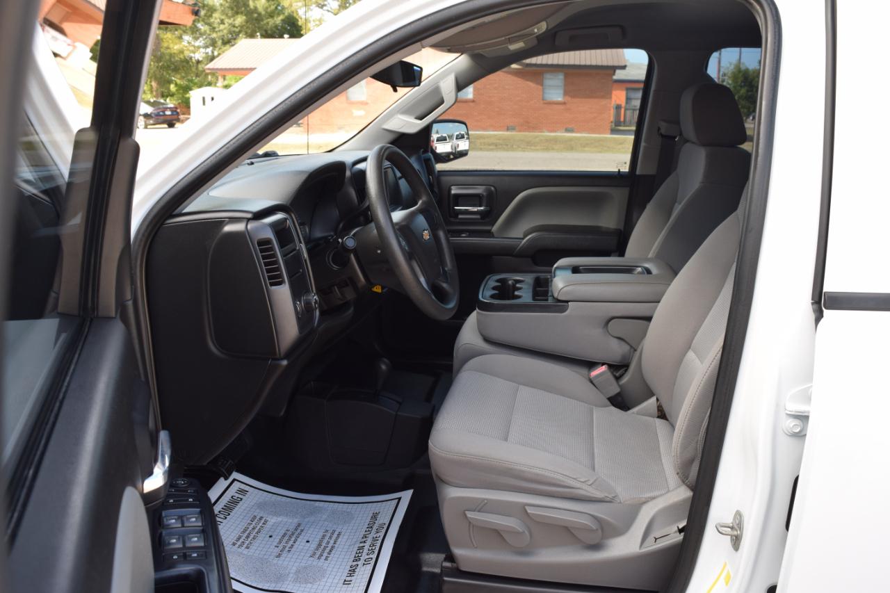 Chevrolet Silverado photo 8