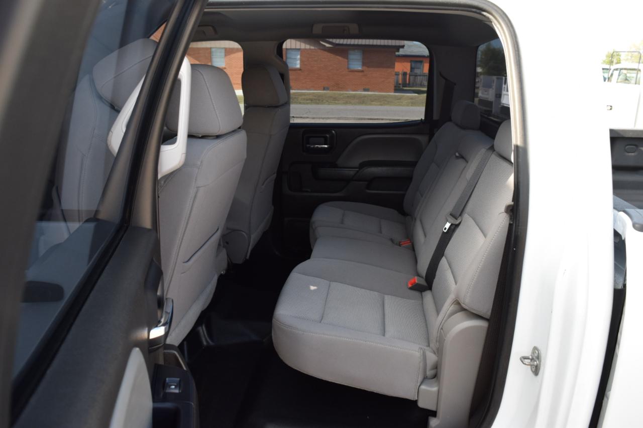 Chevrolet Silverado photo 11