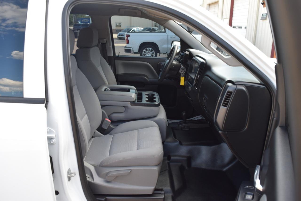 Chevrolet Silverado photo 13