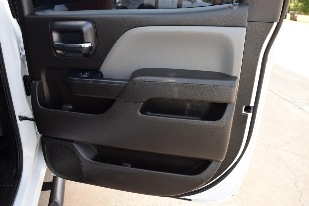 Chevrolet Silverado photo 14