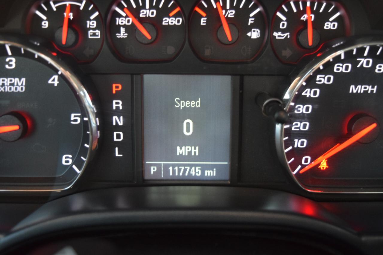 Chevrolet Silverado photo 16