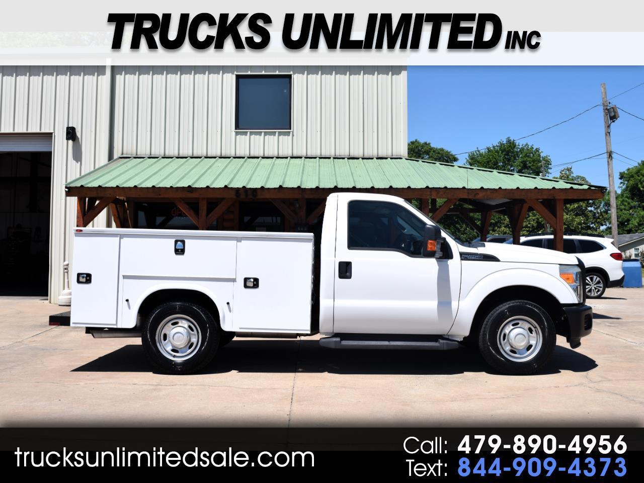 2016 Ford Super Duty F-250 SRW XL Regular Cab Utility Bed 2WD