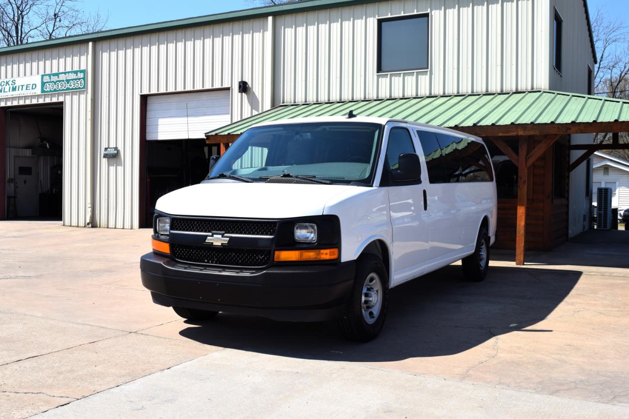 Chevrolet Express Passenger  2017