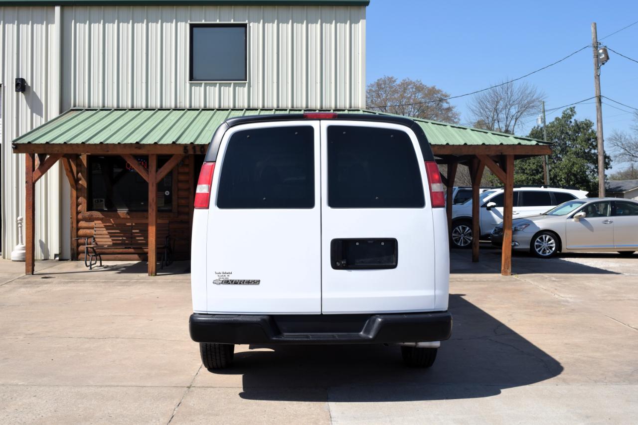 Chevrolet Express Passenger  2017