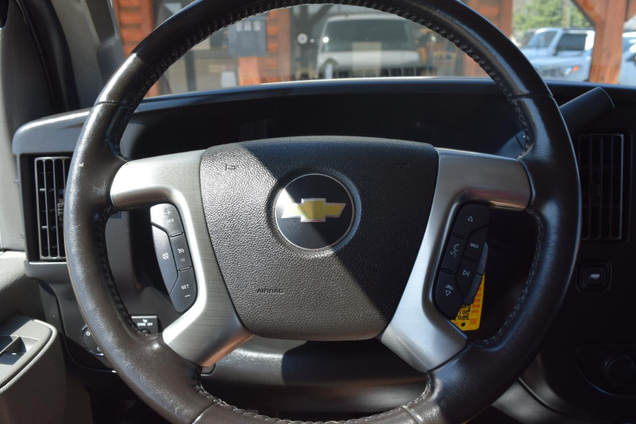 Chevrolet Express Passenger  2017