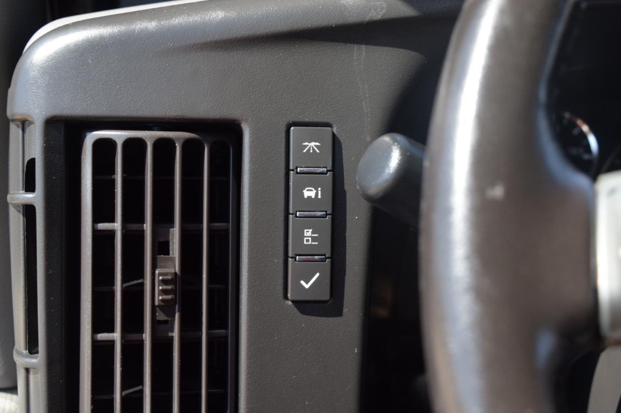 Chevrolet Express Passenger  2017