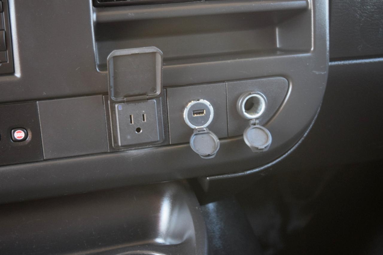 Chevrolet Express Passenger  2017