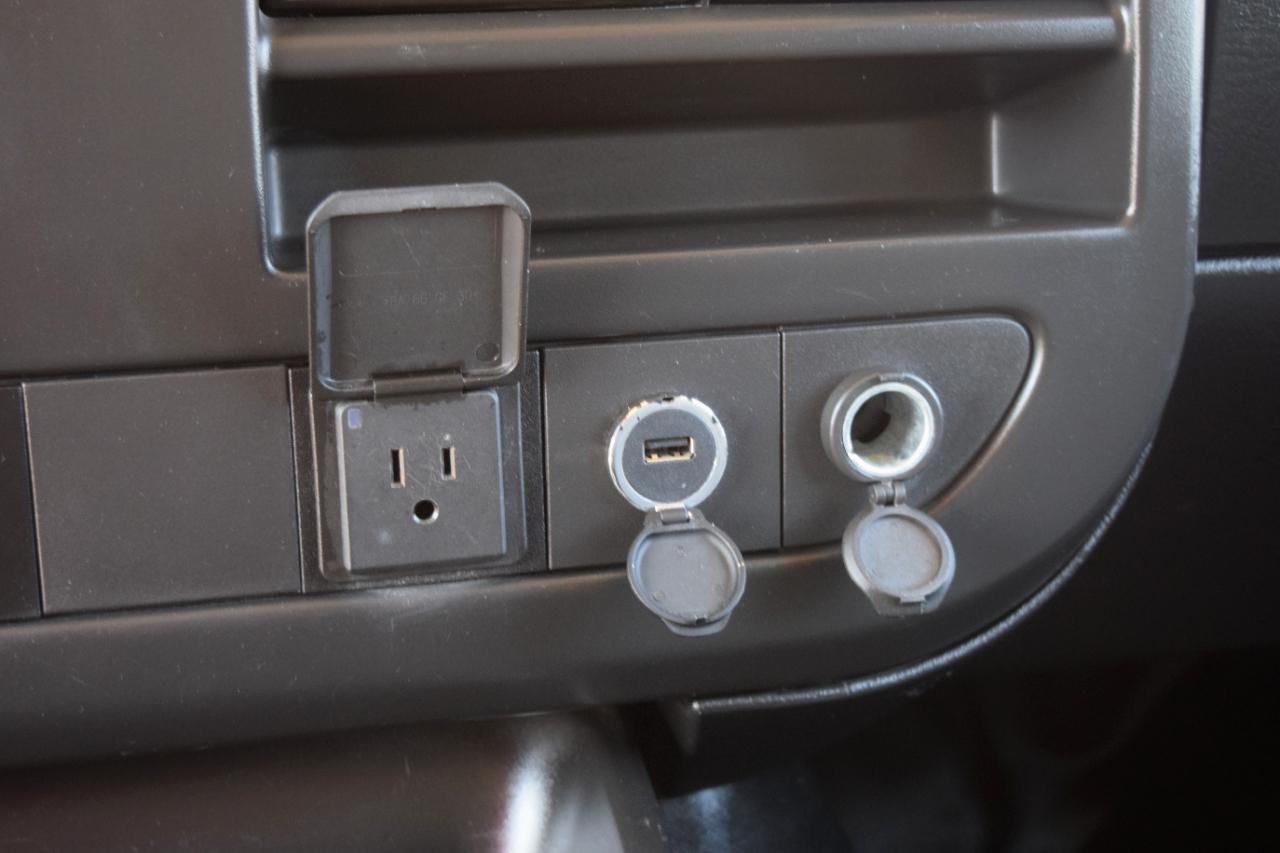 Chevrolet Express Passenger  2017