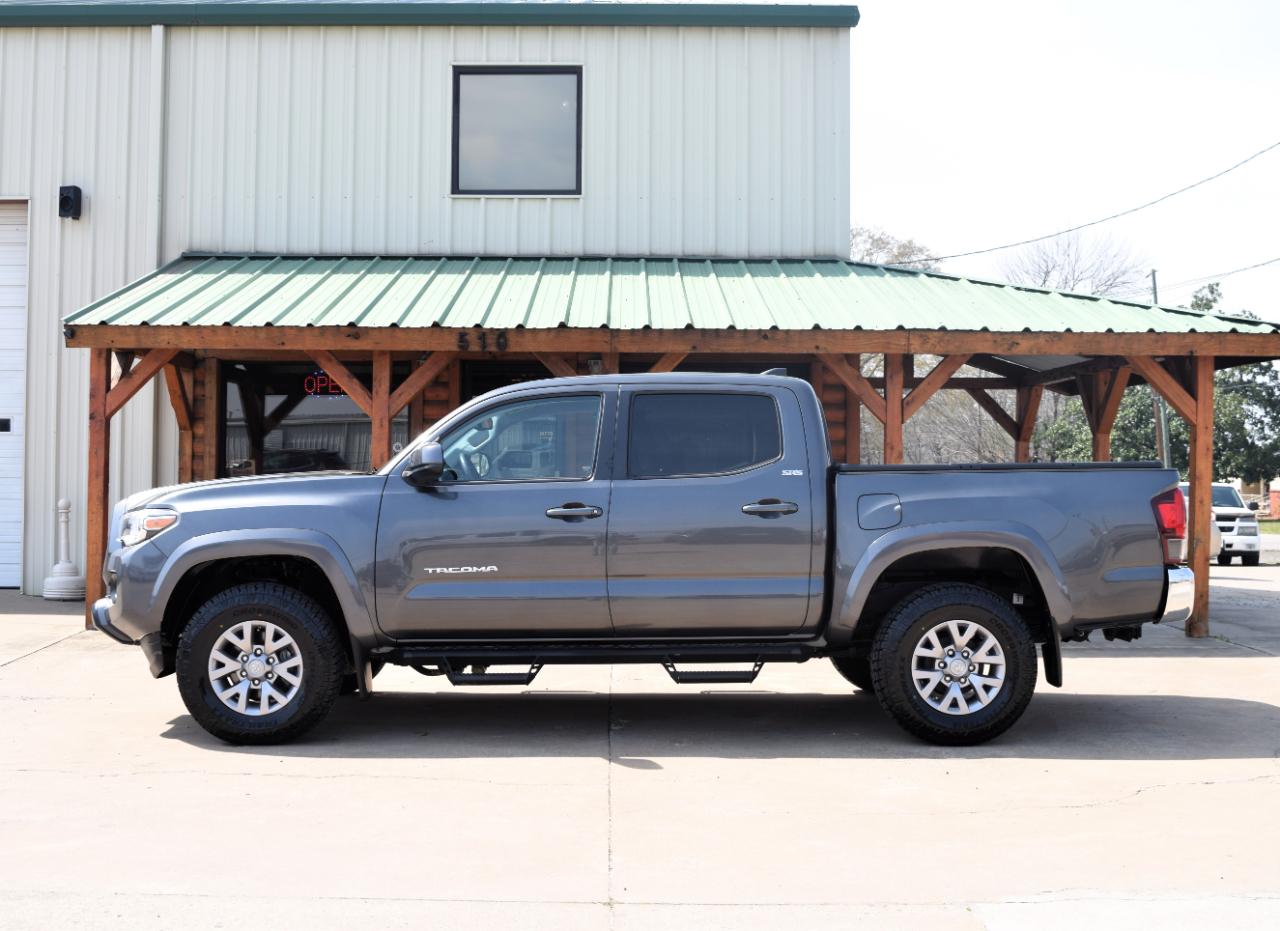 Toyota Tacoma  2018