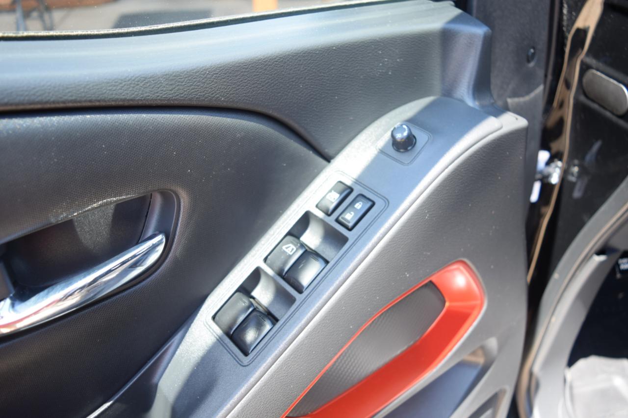 Nissan Frontier Crew Cab 4x4 PRO-4X Auto *Ltd Avail* 2023