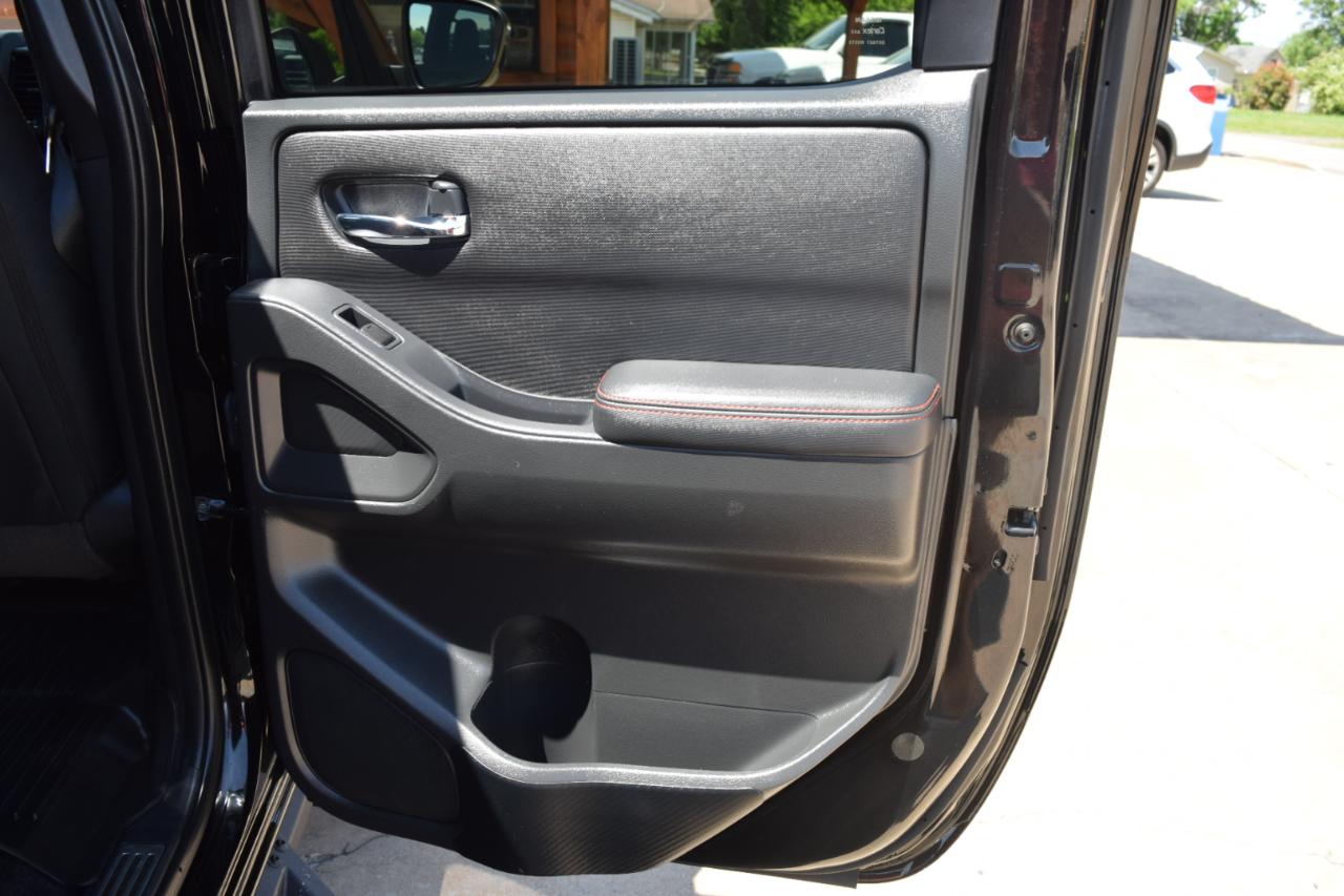 Nissan Frontier Crew Cab 4x4 PRO-4X Auto *Ltd Avail* 2023