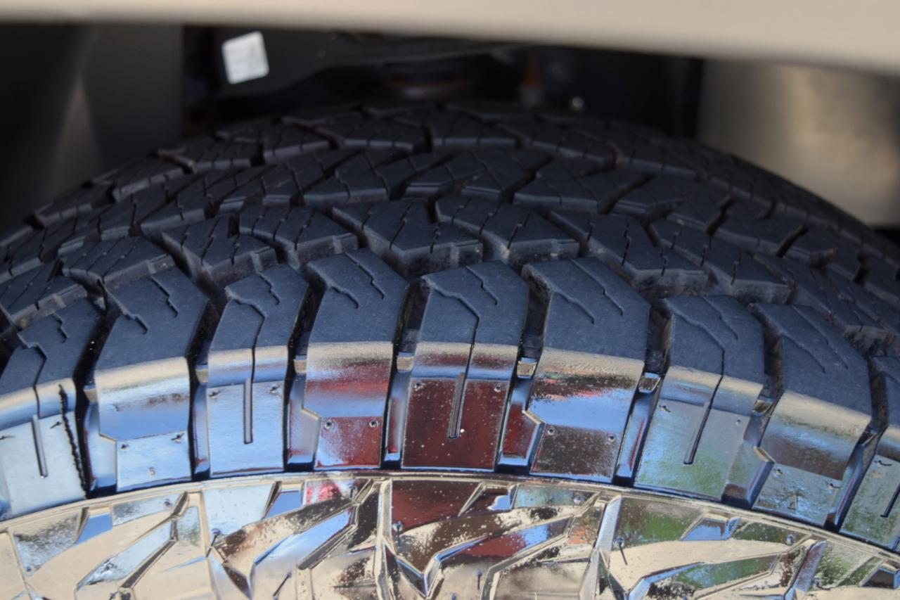 Nissan Frontier Crew Cab 4x4 PRO-4X Auto *Ltd Avail* 2023