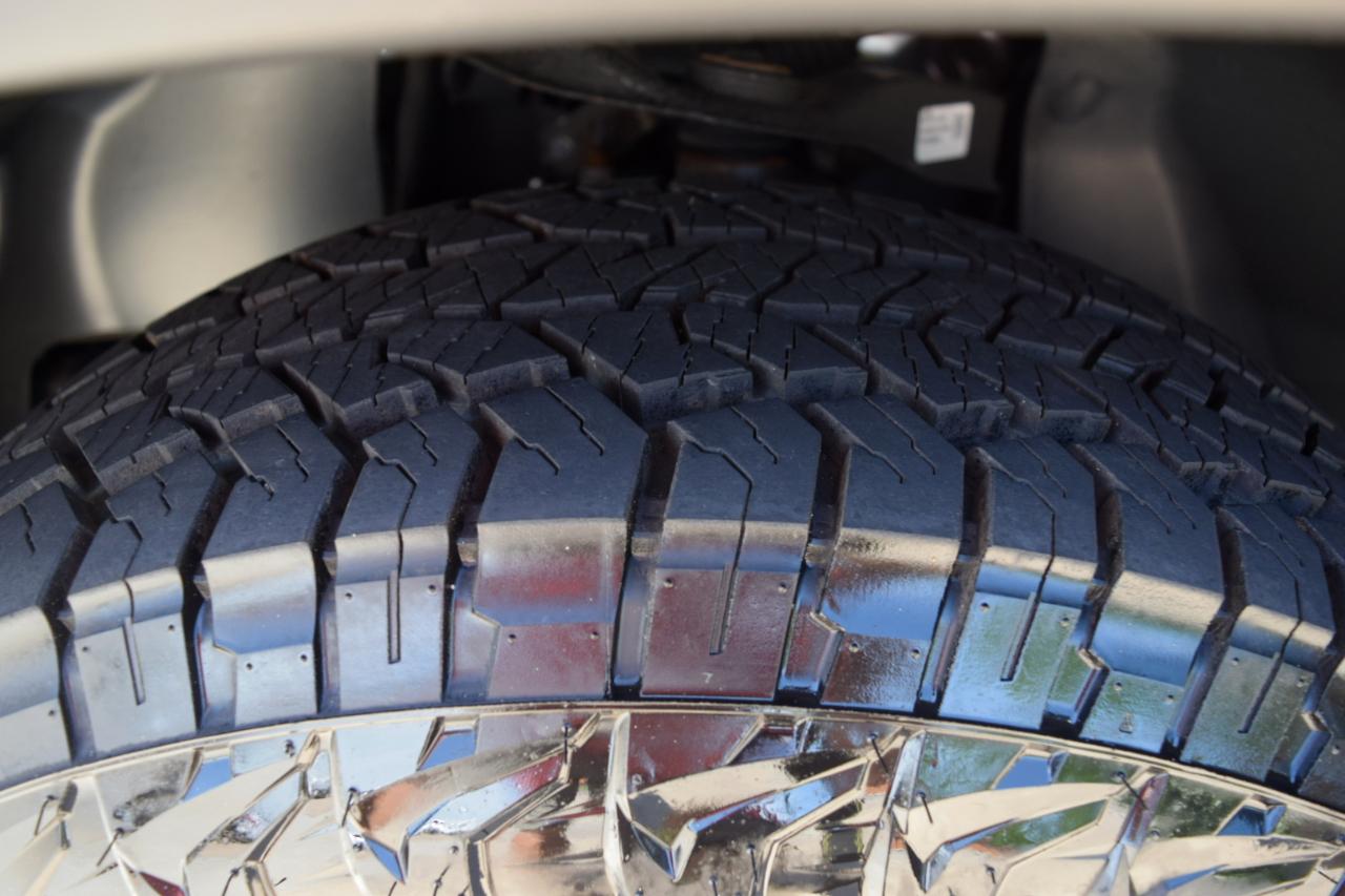 Nissan Frontier Crew Cab 4x4 PRO-4X Auto *Ltd Avail* 2023