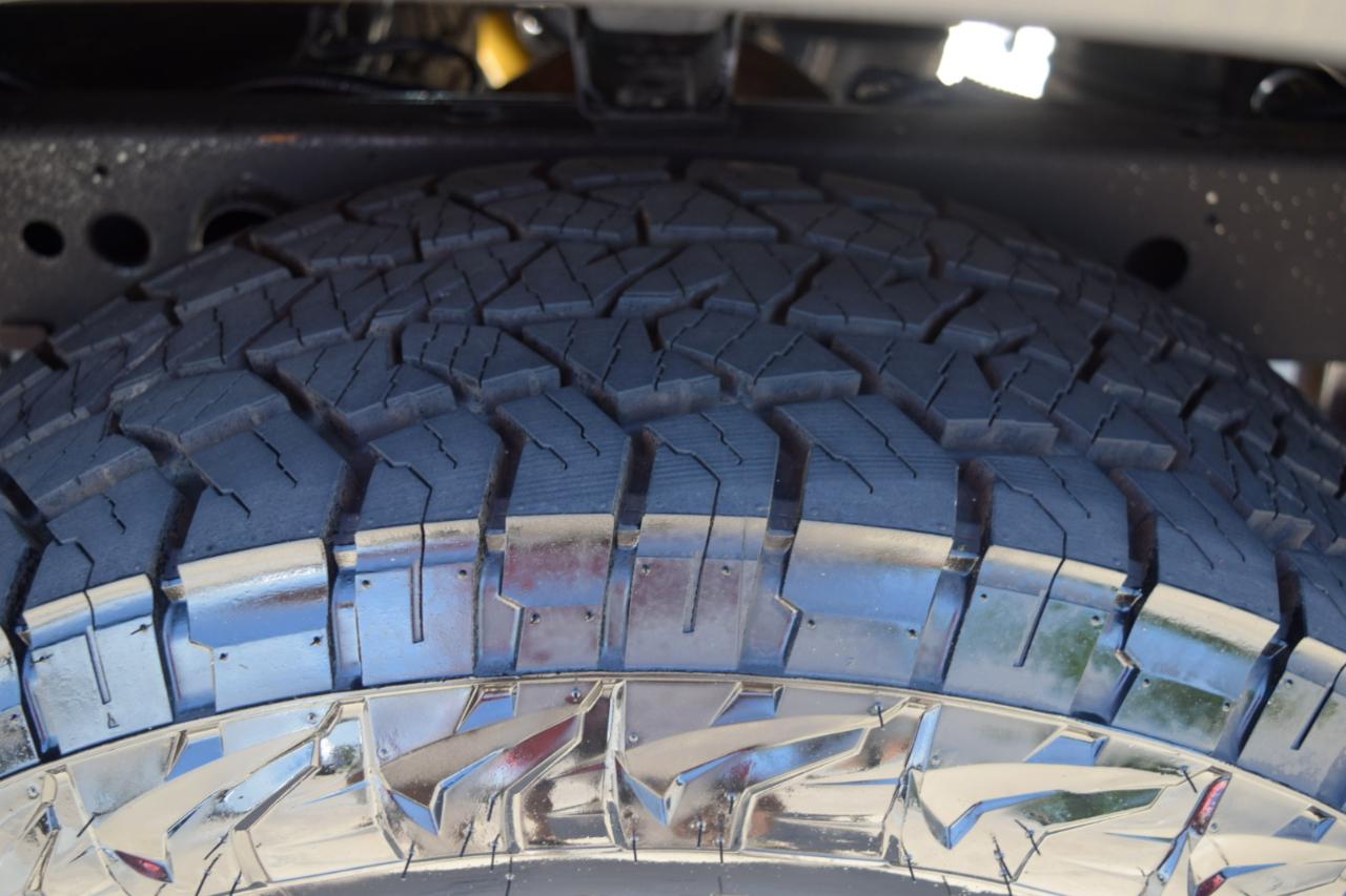 Nissan Frontier Crew Cab 4x4 PRO-4X Auto *Ltd Avail* 2023