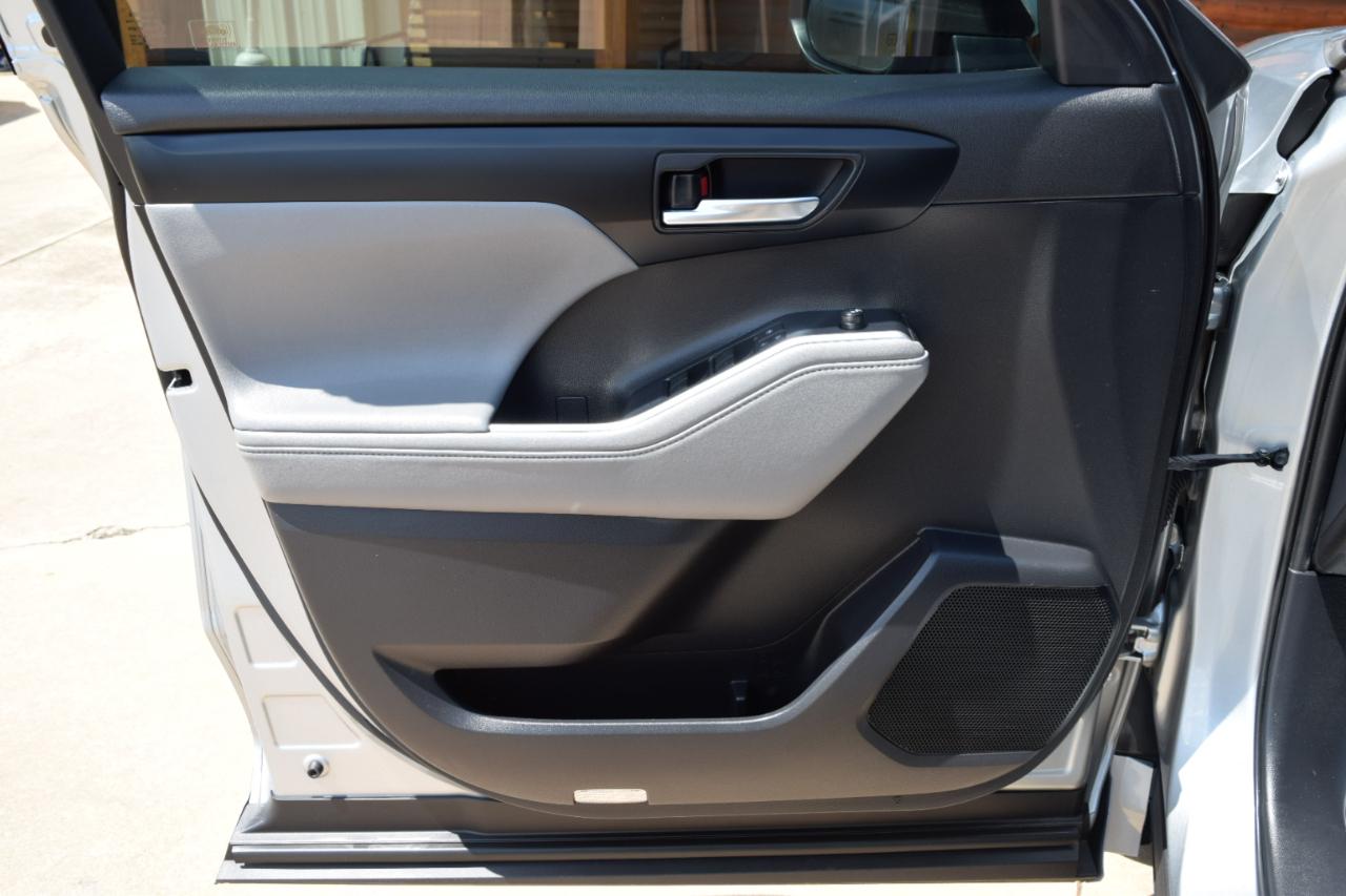 Toyota Highlander XLE FWD (Natl) 2020