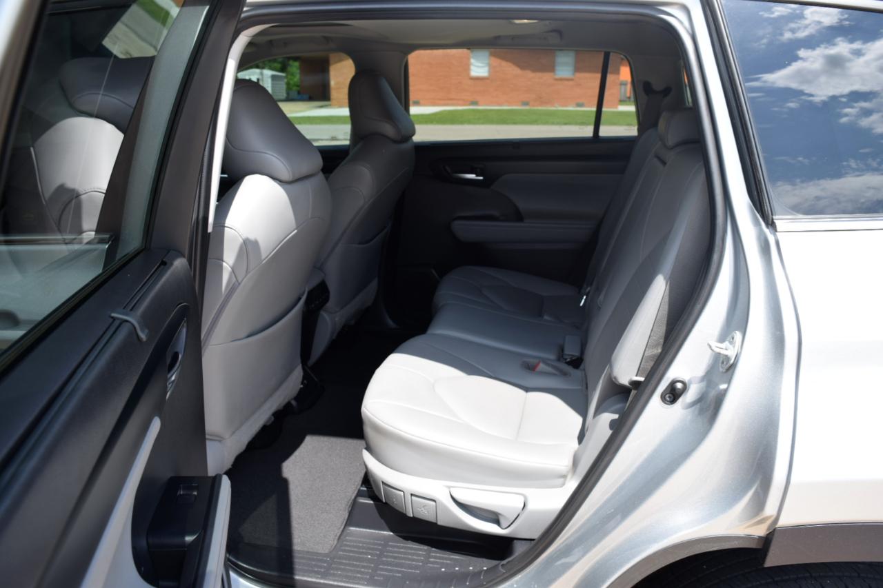 Toyota Highlander XLE FWD (Natl) 2020