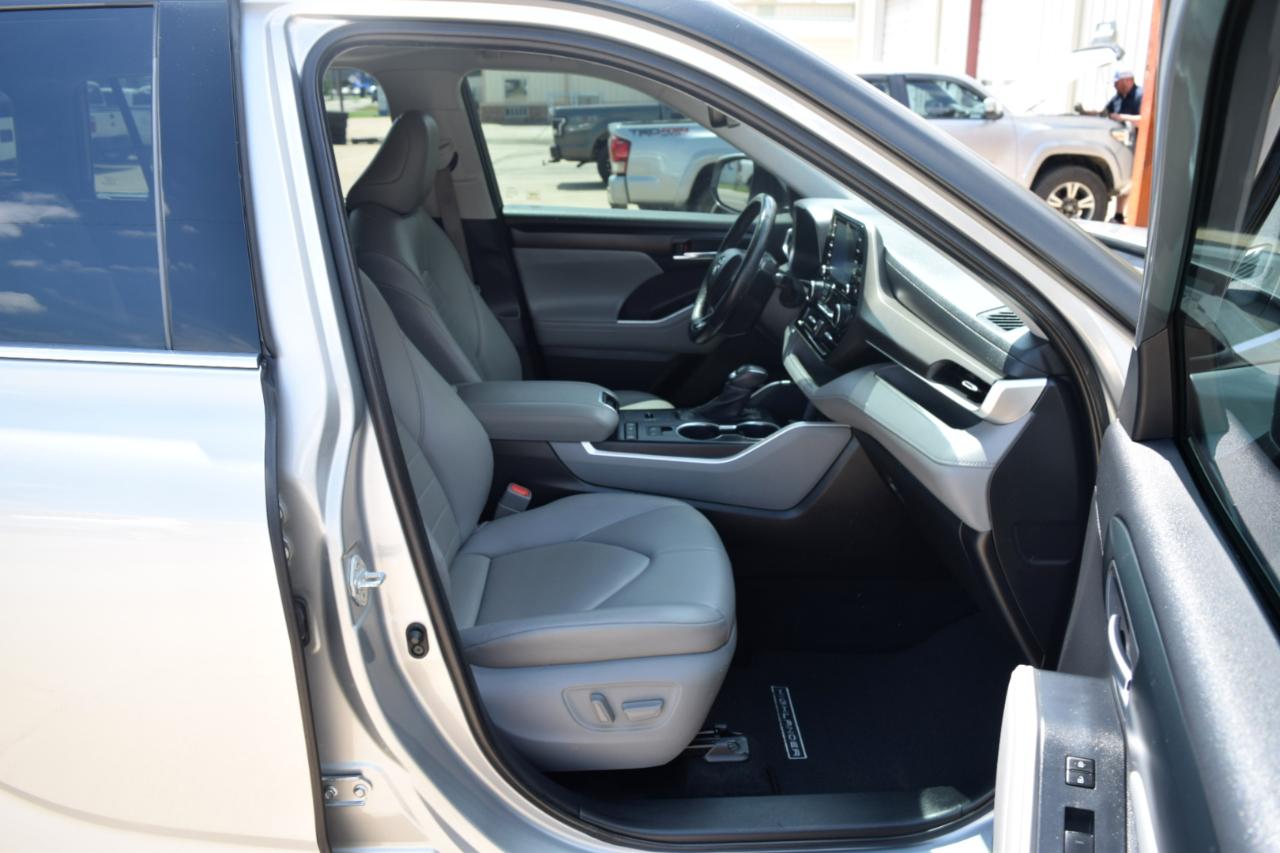 Toyota Highlander XLE FWD (Natl) 2020