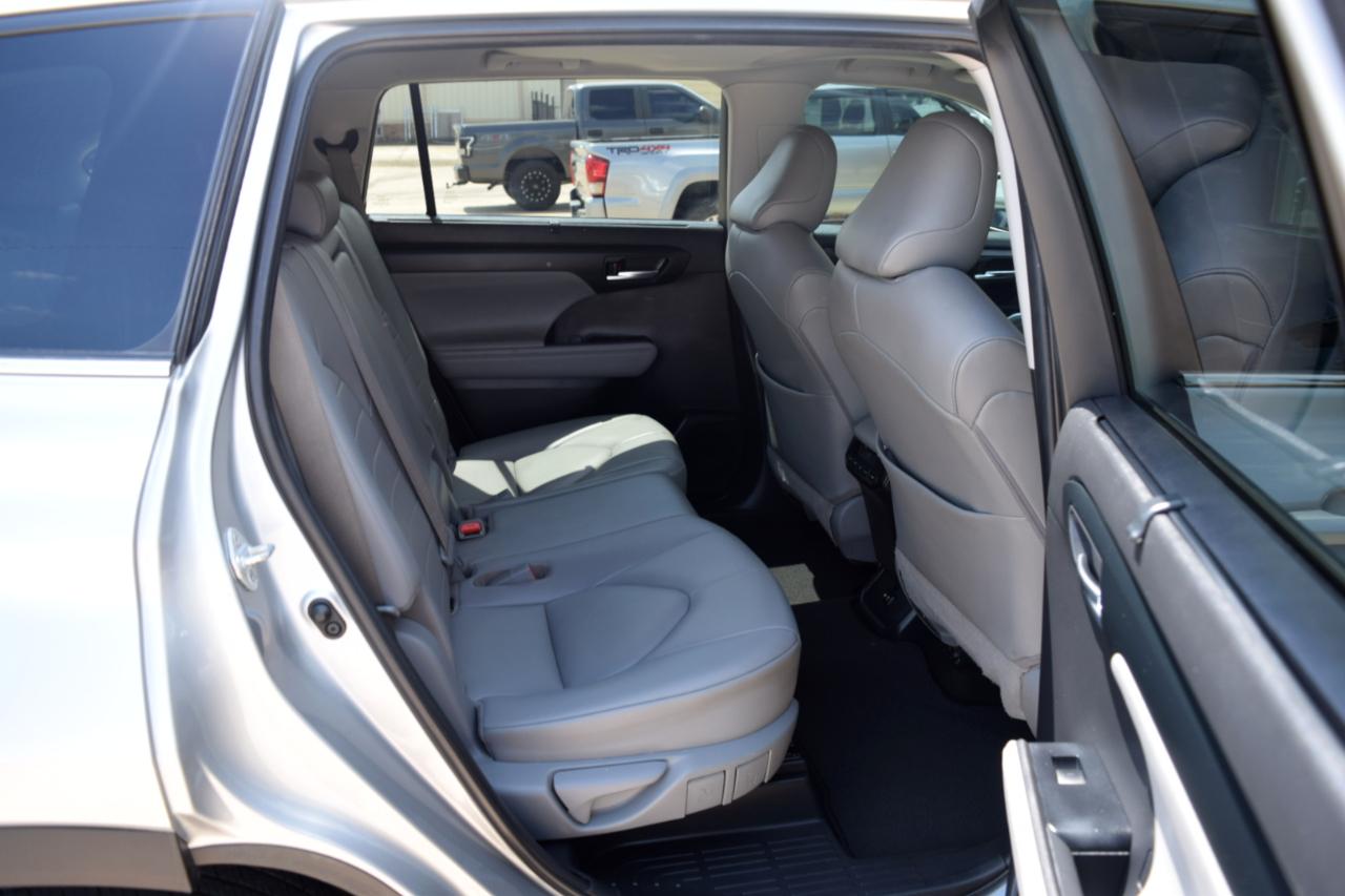 Toyota Highlander XLE FWD (Natl) 2020