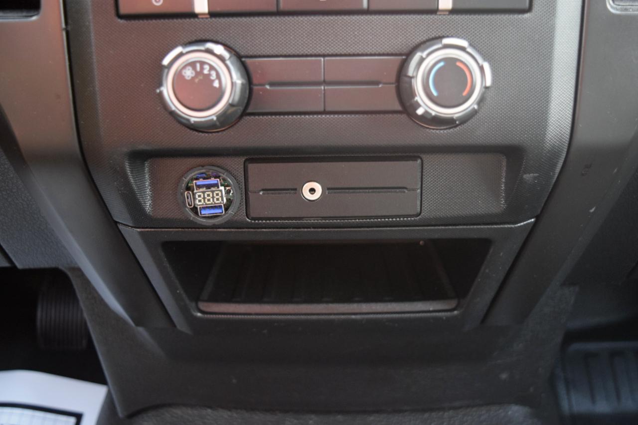 Ford F-150 4WD Reg Cab 145" XL 2014