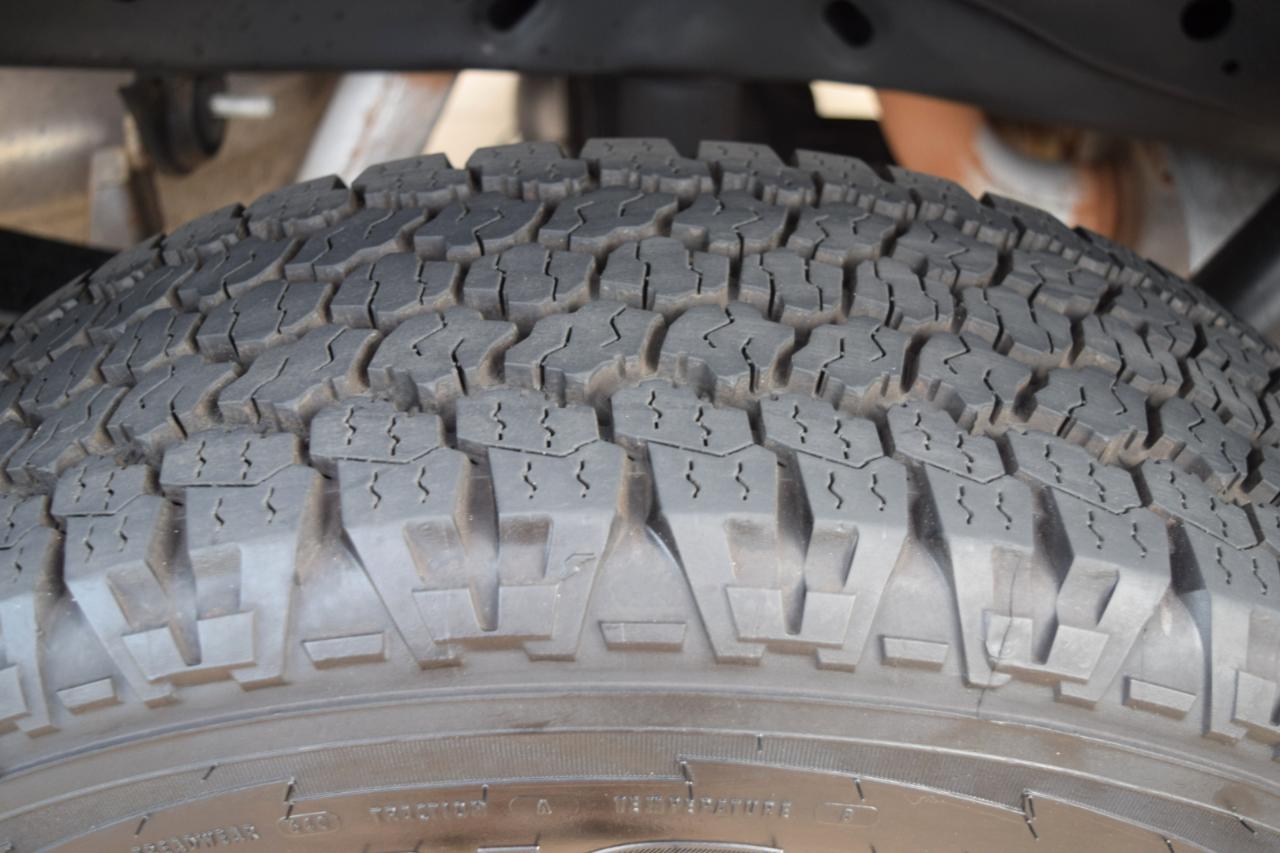 Ford F-150 4WD Reg Cab 145" XL 2014