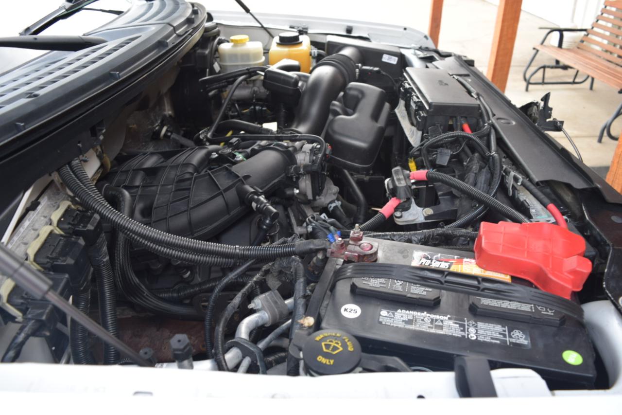 Ford F-150 4WD Reg Cab 145" XL 2014