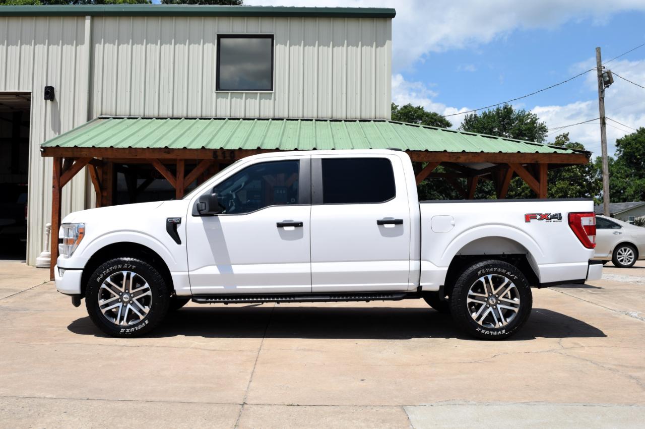 Ford F-150 STX SuperCrew 4WD 2022