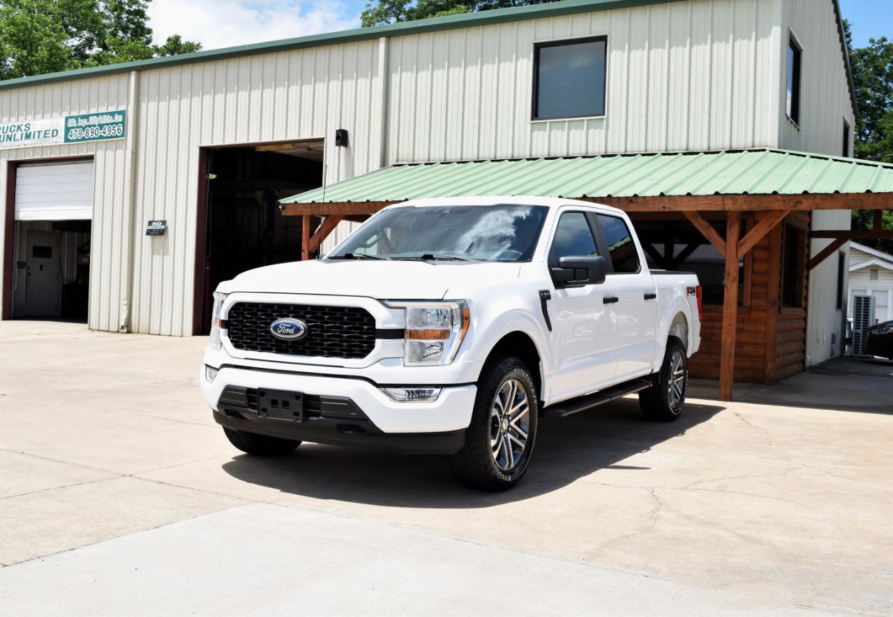 Ford F-150 STX SuperCrew 4WD 2022