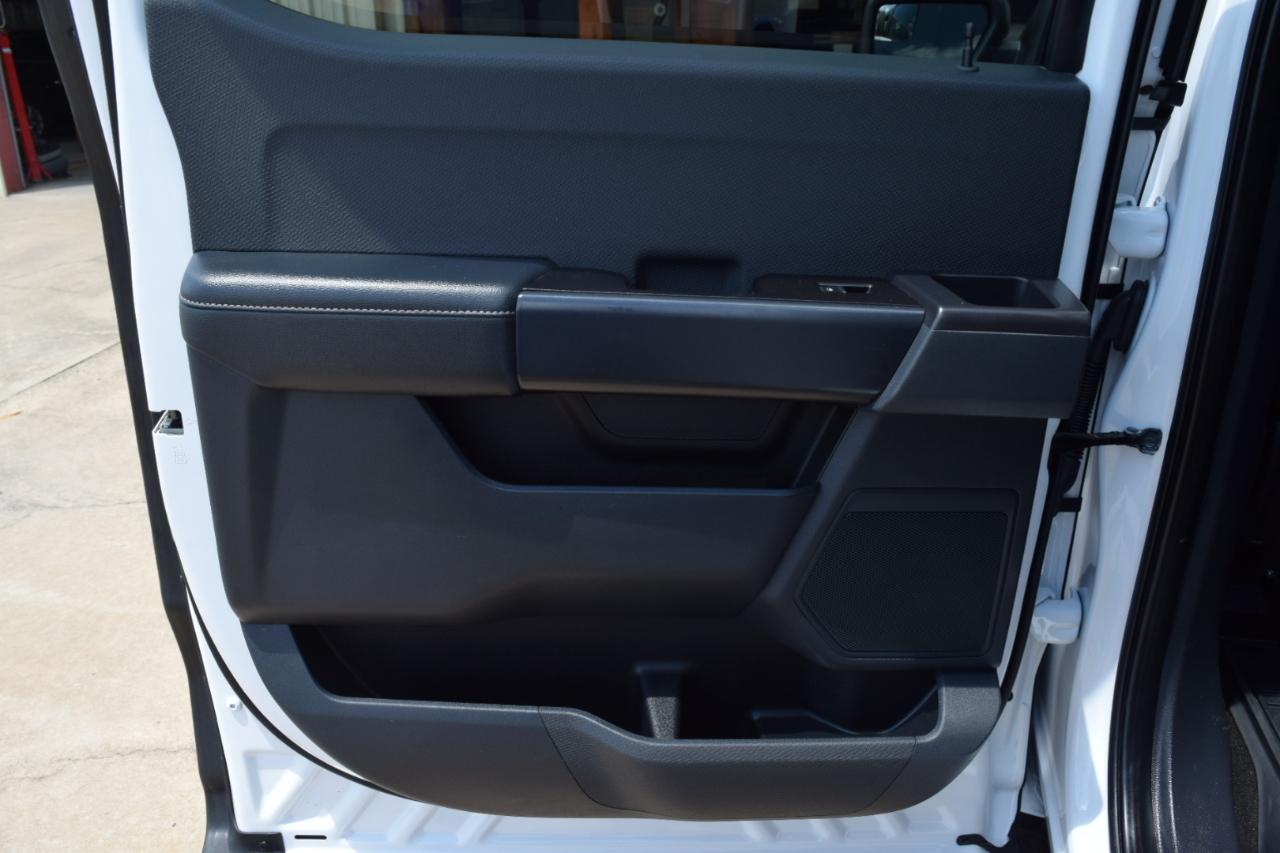 Ford F-150 STX SuperCrew 4WD 2022