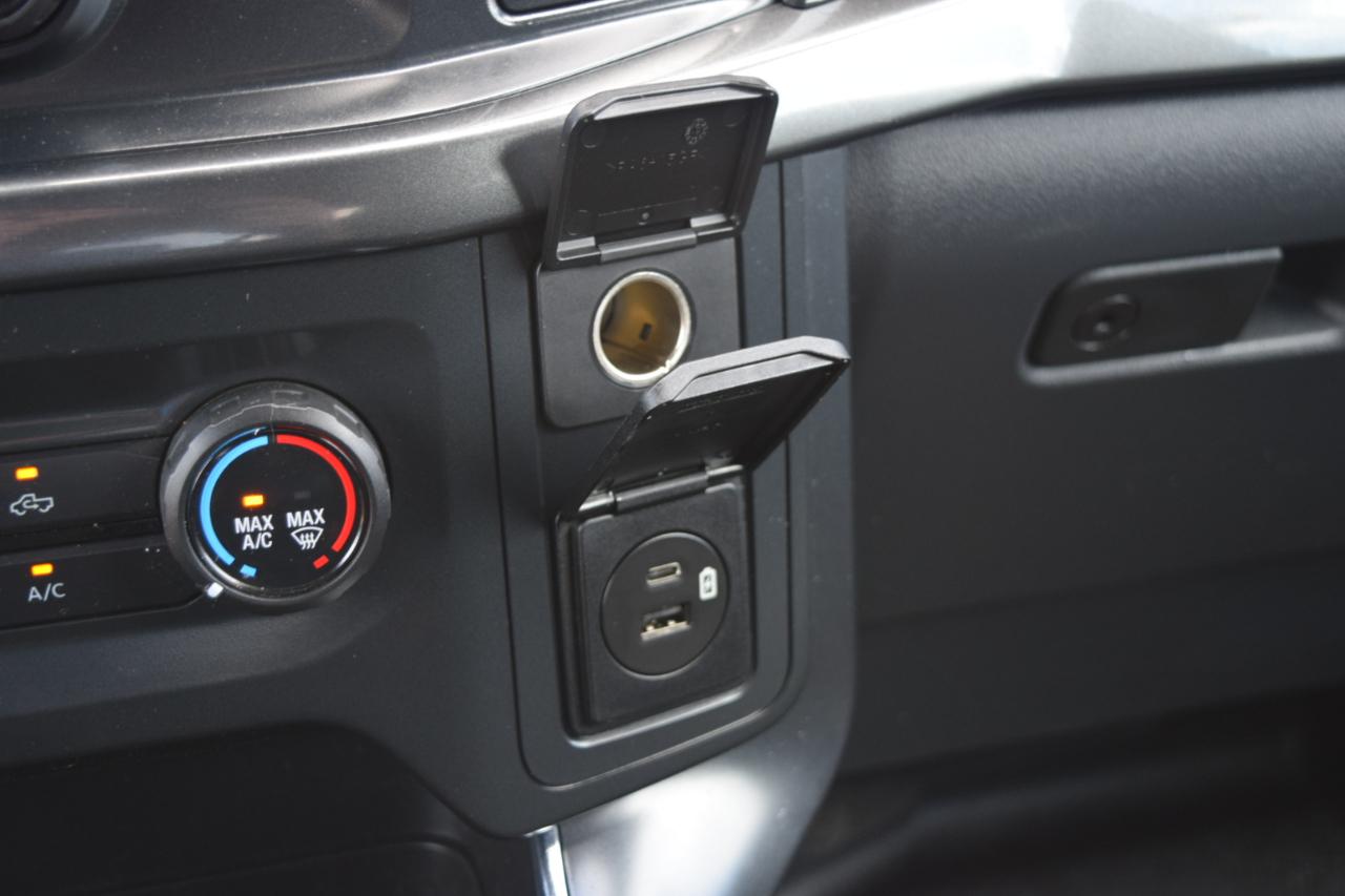 Ford F-150 STX SuperCrew 4WD 2022