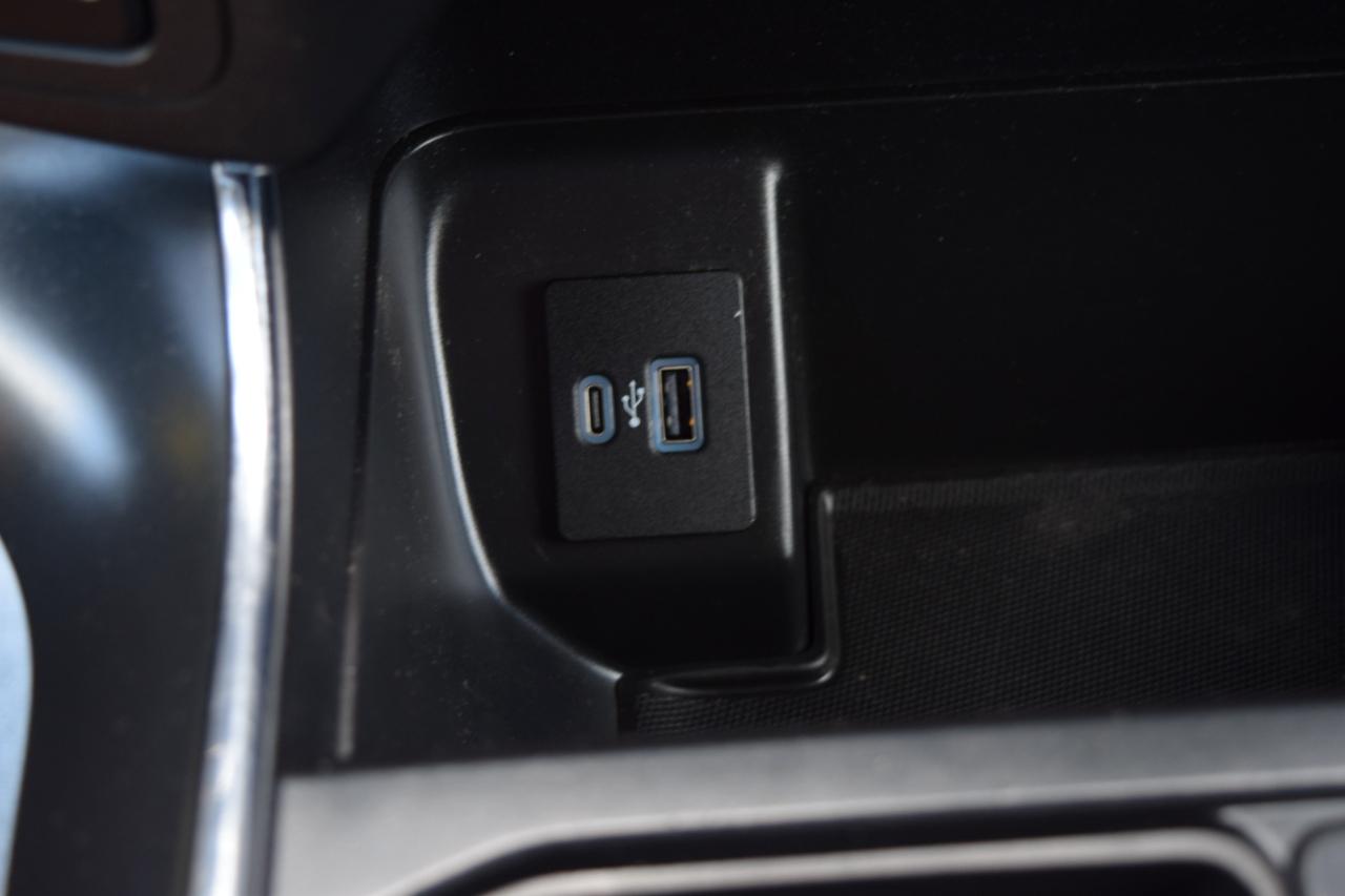 Ford F-150 STX SuperCrew 4WD 2022