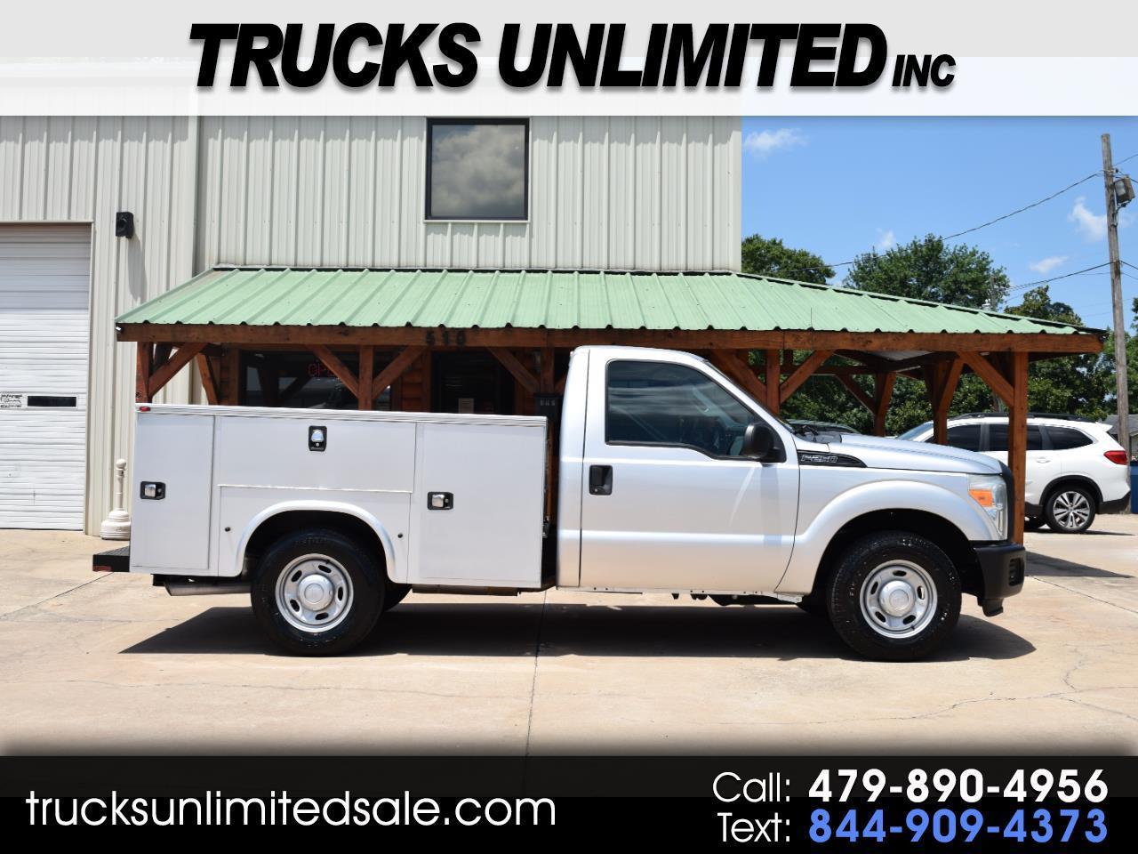2015 Ford Super Duty F-250 SRW XL Regular Cab Utility Bed 2WD