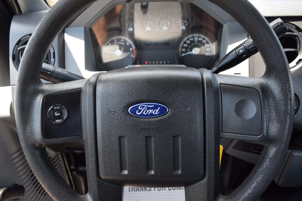 Ford Super Duty F-250 SRW  2015