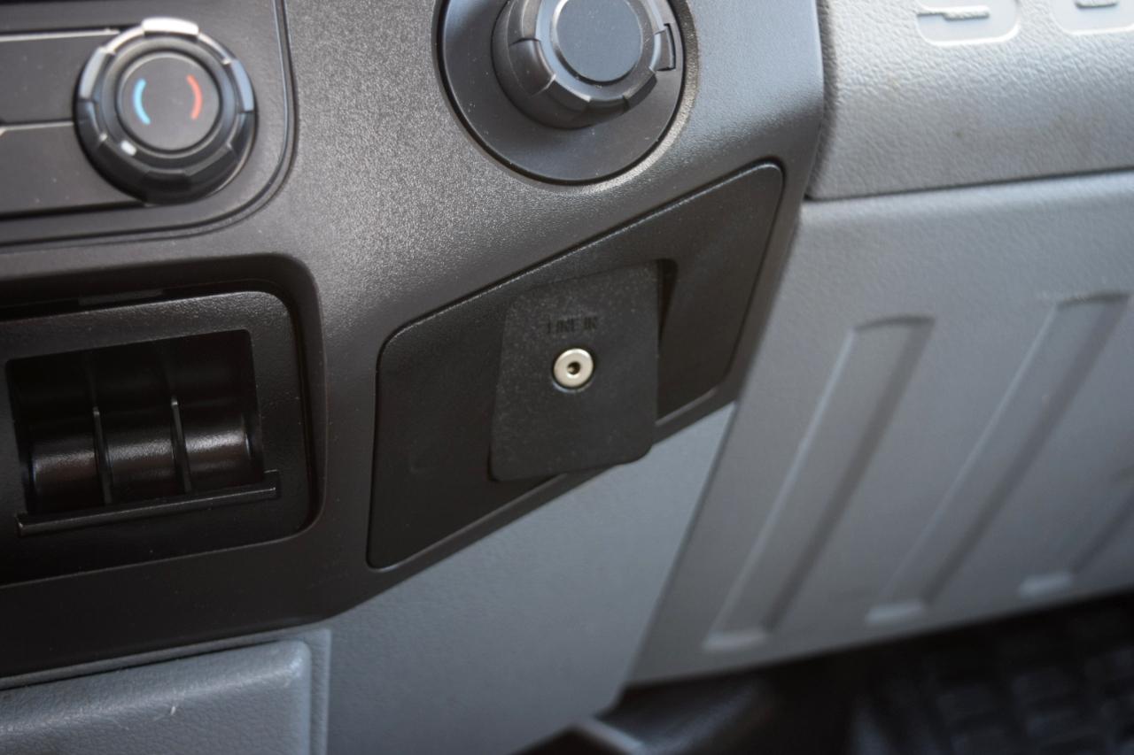 Ford Super Duty F-250 SRW  2015
