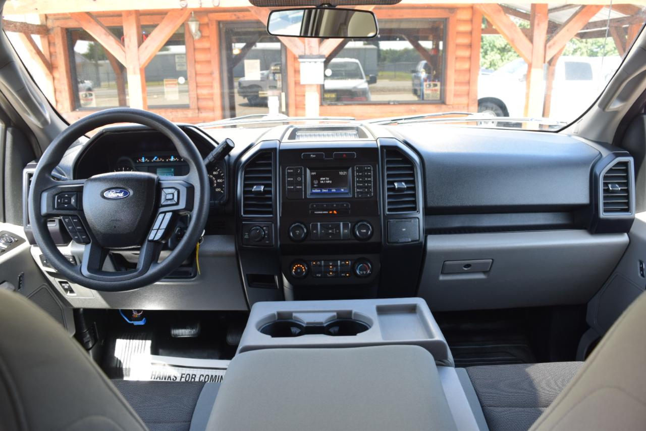 Ford F-150 XL 4WD SuperCrew 5.5' Box 2017