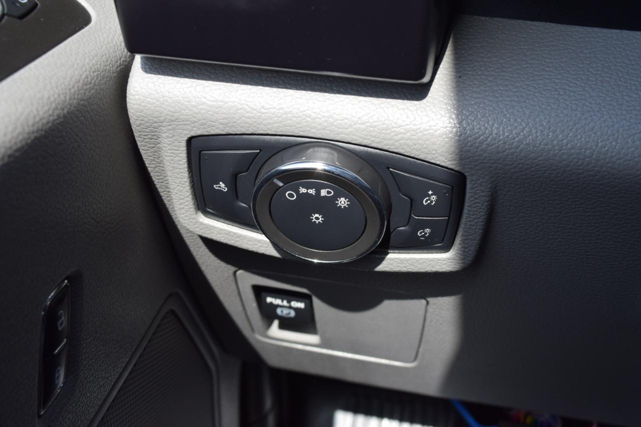 Ford F-150 XL 4WD SuperCrew 5.5' Box 2017