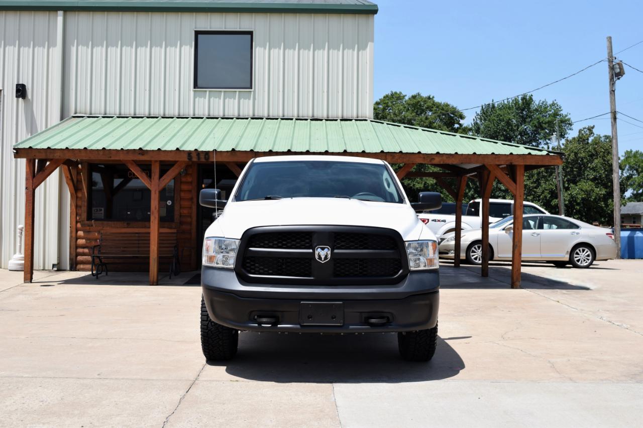 RAM 1500 Tradesman 4x4 Quad Cab 6'4" Box 2018